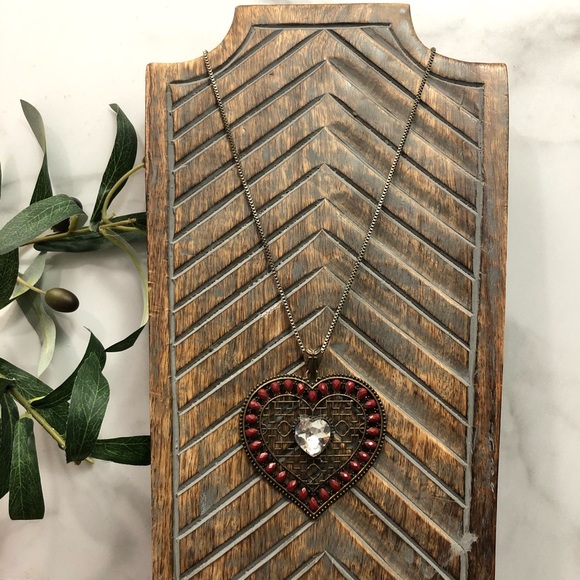 Jewelry - Oversized Heart Necklace